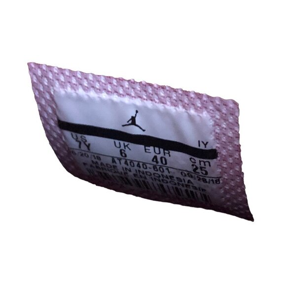 Rare 2018 Nike Air Jordan Legacy 312 Toro Size 8.5 Red - Picture 6 of 14